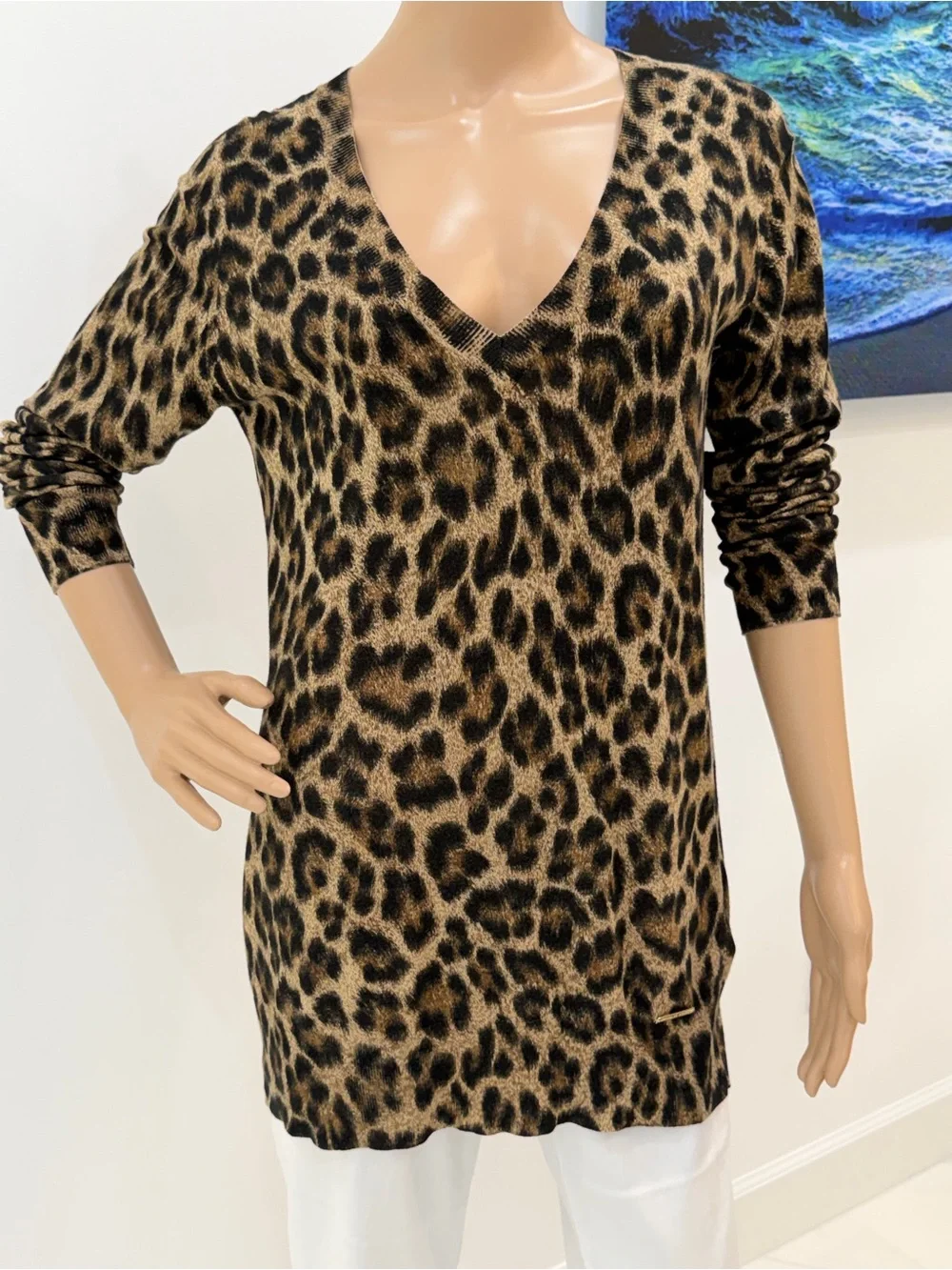 Chic and Timeless Michael Kors Leopard Print, V-Neck Knit Tunic Top, Size Small